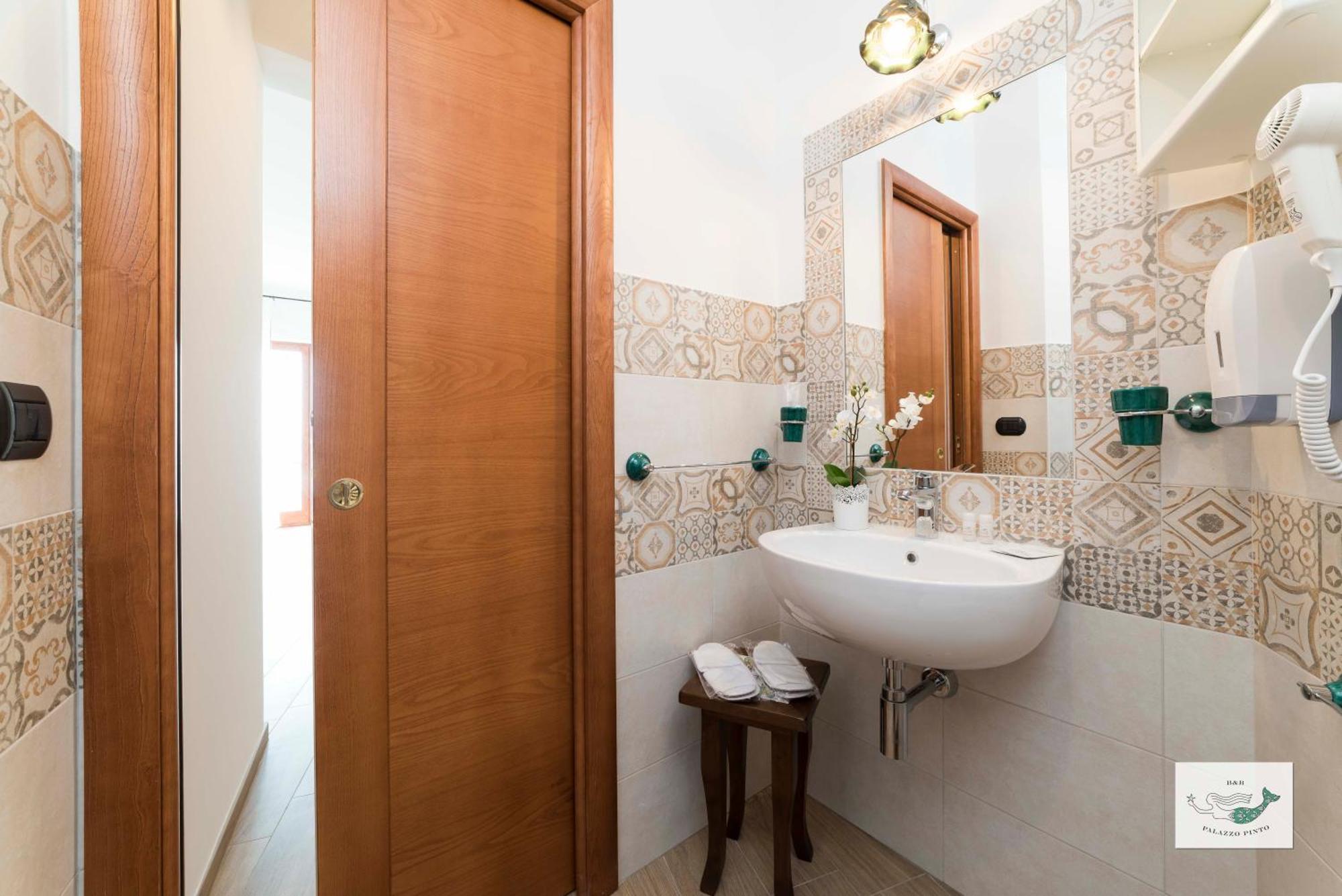 B&B Palazzo Pinto 2 Vietri Dış mekan fotoğraf